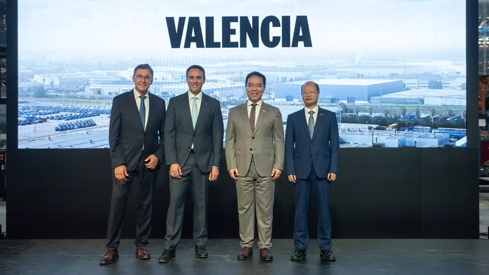 Ford và Geely thành lập liên doanh tại nhà máy ở Valencia, Tây Ban Nha Ford và Geely thành lập liên doanh tại nhà máy ở Valencia, Tây Ban Nha