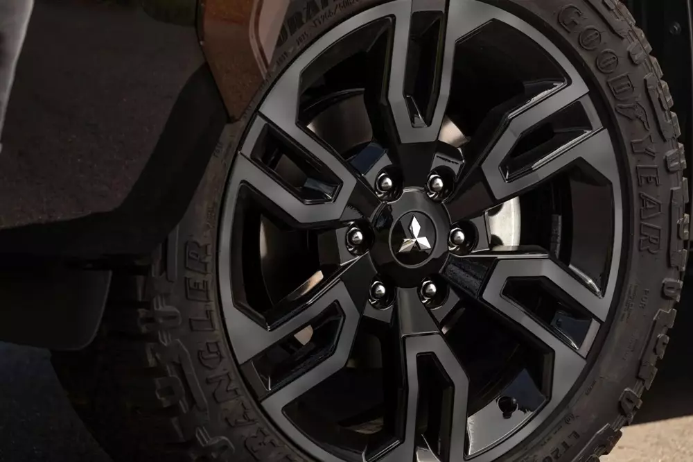 Bộ mâm 20 inch của Mitsubishi Triton BF///MS 