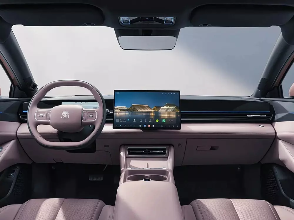 Khoang lái của BYD Qin Max Khoang lái của BYD Qin Max