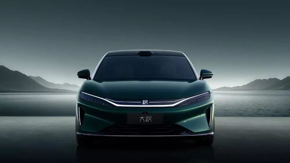 Cận cảnh khu vực phía trước của BYD Da Han