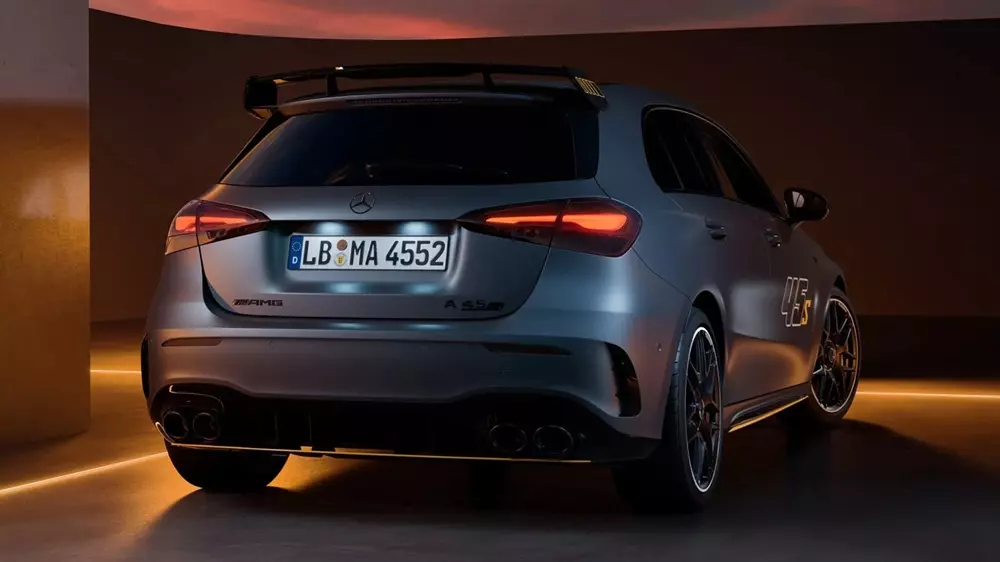 Mercedes-AMG A 45 S 4Matic+ Final Edition sở hữu ngoại hình đậm chất thể thao