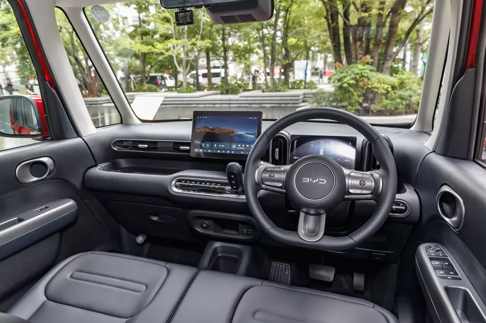 Khoang lái bên trong BYD Racco Khoang lái bên trong BYD Racco
