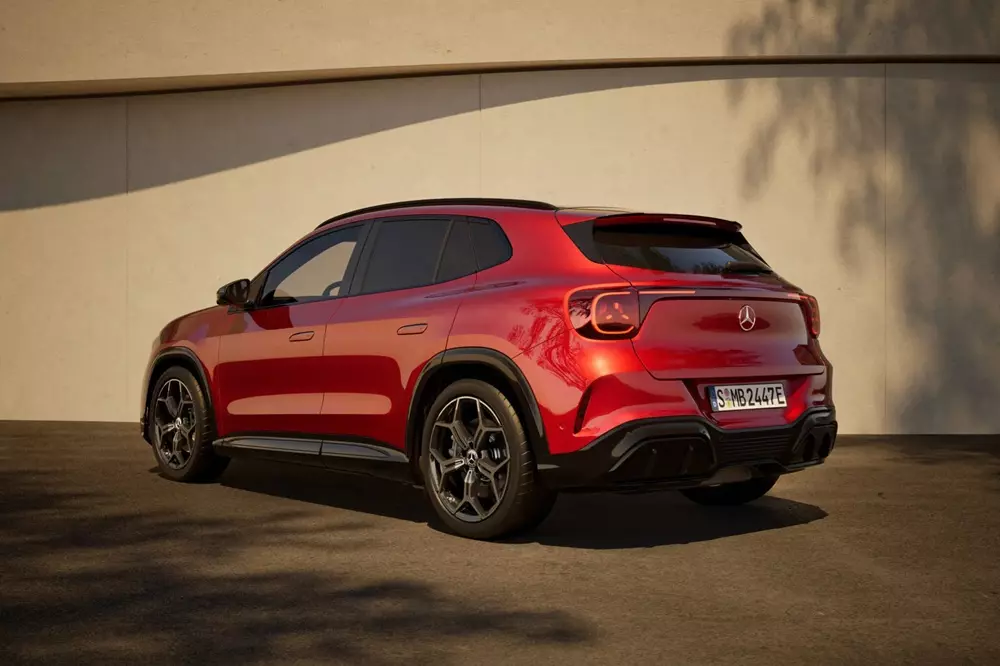 Mercedes-Benz GLA 2027 ra mắt với 3 phiên bản thuần điện Mercedes-Benz GLA 2027 ra mắt với 3 phiên bản thuần điện