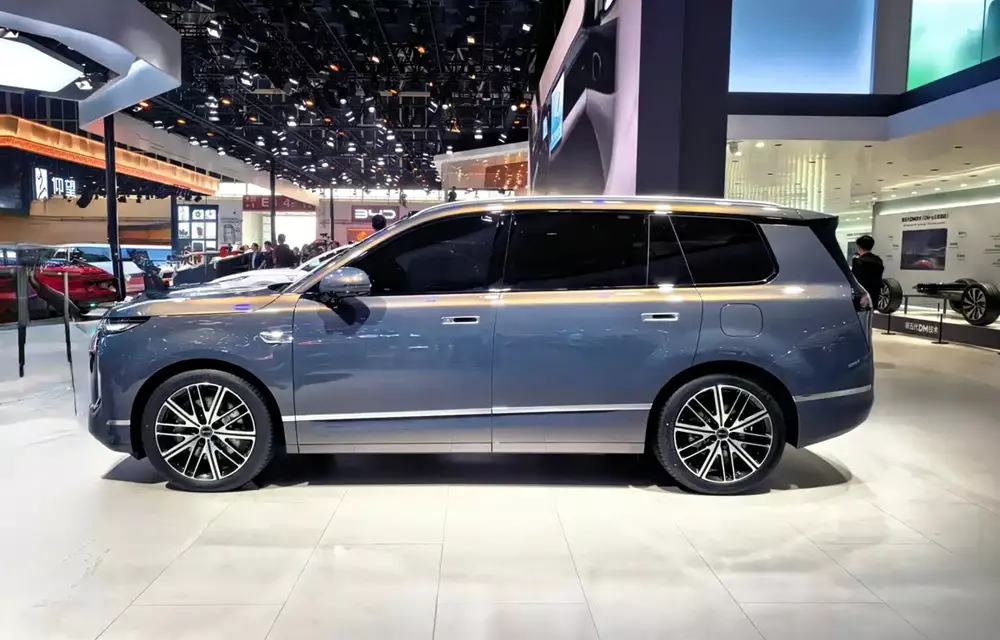 BYD Sealion 08 là SUV cỡ lớn thuộc dòng sản phẩm Ocean BYD Sealion 08 là SUV cỡ lớn thuộc dòng sản phẩm Ocean
