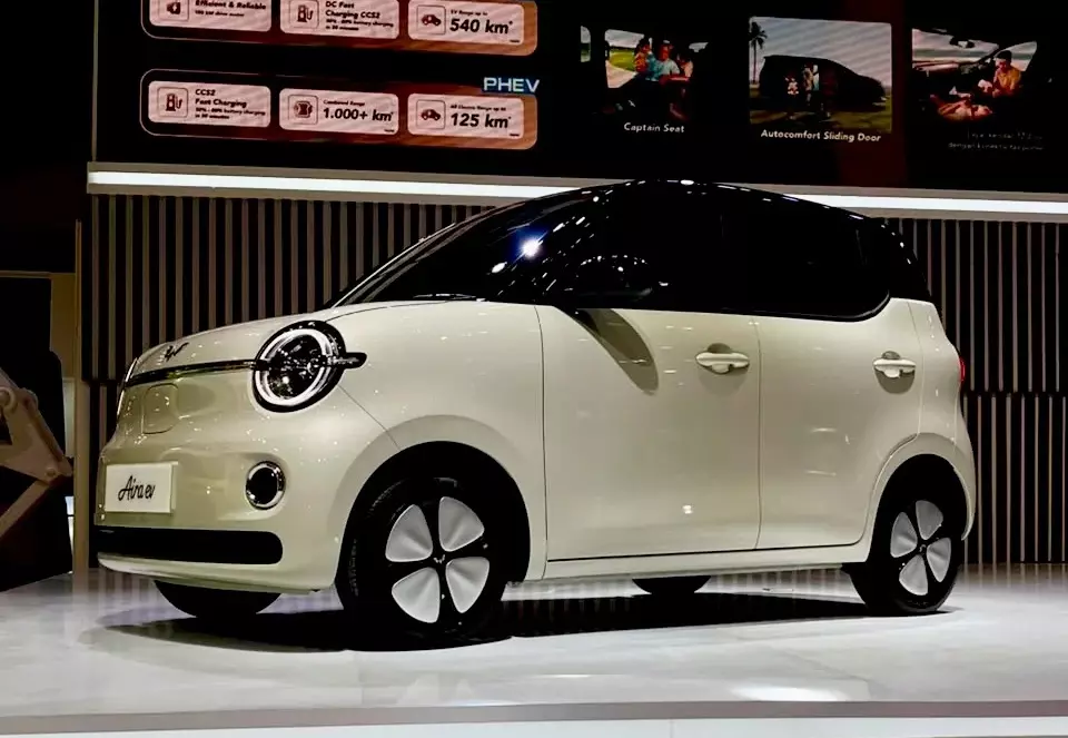 Wuling Hongguang Mini EV 2026 dùng ốp mâm mới Wuling Hongguang Mini EV 2026 dùng ốp mâm mới