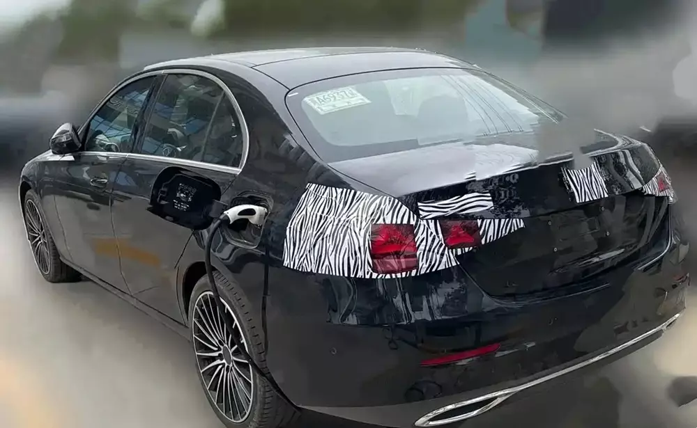 Khu vực phía sau của Mercedes-Benz C-Class 2027 chỉ được cải tiến nhẹ Khu vực phía sau của Mercedes-Benz C-Class 2027 chỉ được cải tiến nhẹ