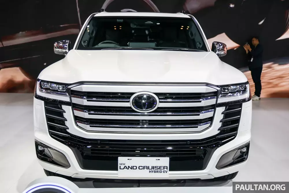 Toyota Land Cruiser Hybrid 2026 phiên bản VX-R