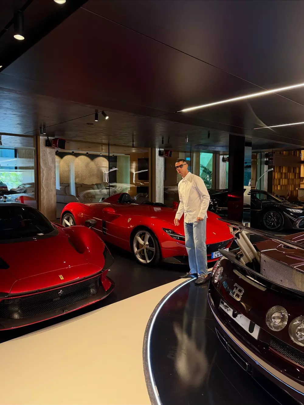 Cristiano Ronaldo còn sở hữu McLaren Speedtail, McLaren Senna và Mercedes-AMG One Cristiano Ronaldo còn sở hữu McLaren Speedtail, McLaren Senna và Mercedes-AMG One