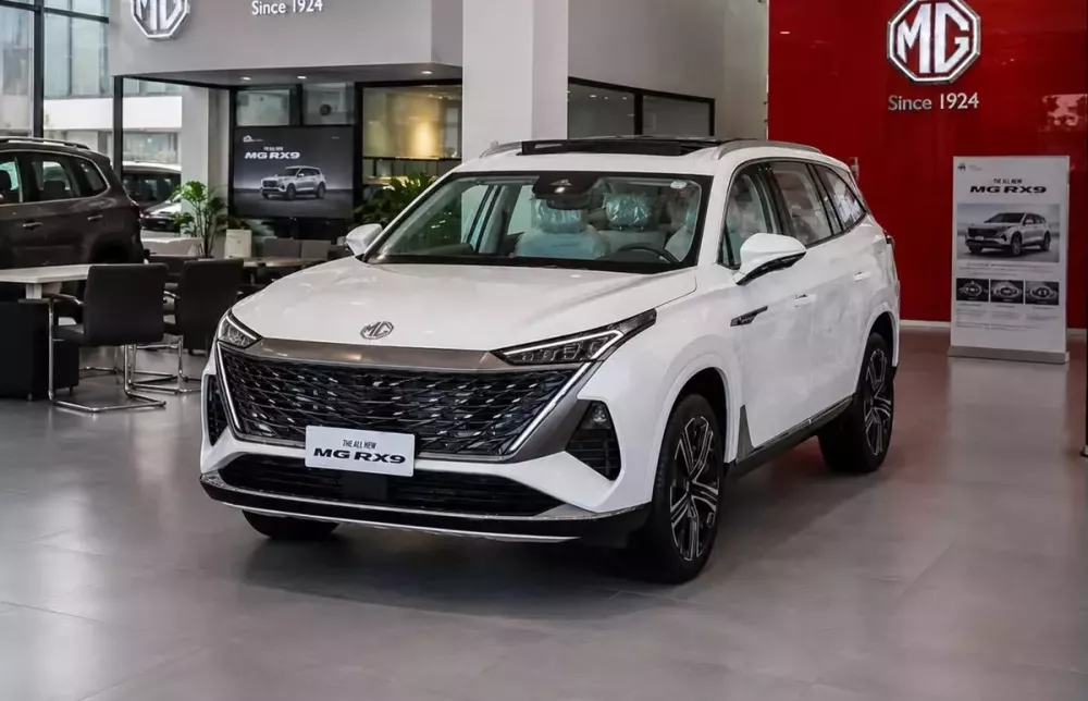 MG RX9 sở hữu lưới tản nhiệt cỡ lớn.