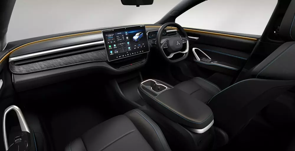 Khoang lái của Mitsubishi ASX VR-e cũng dùng chung với Foxtron Bria Khoang lái của Mitsubishi ASX VR-e cũng dùng chung với Foxtron Bria