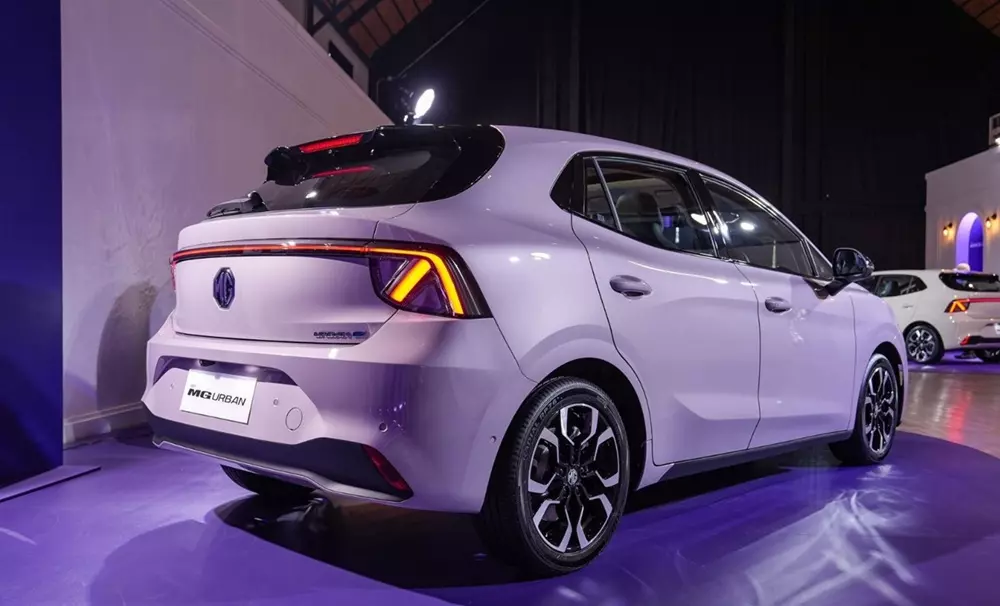 MG4 Urban vẫn nằm trong phân khúc xe hatchback hạng B như trước MG4 Urban vẫn nằm trong phân khúc xe hatchback hạng B như trước