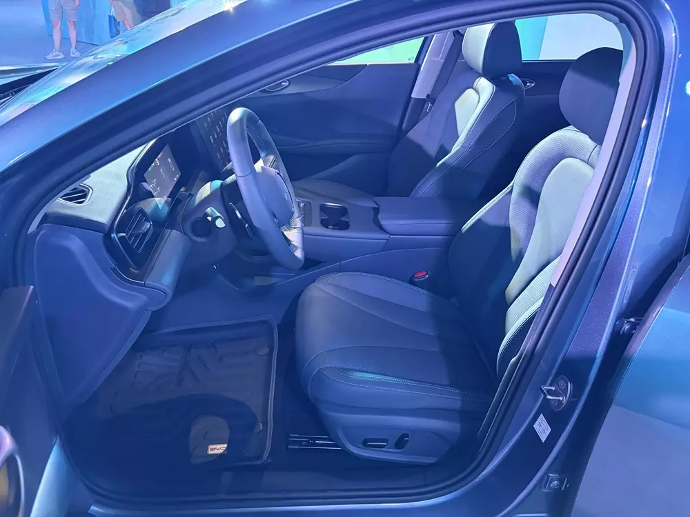 Hàng ghế trước của BYD Seal 06 2027 Hàng ghế trước của BYD Seal 06 2027