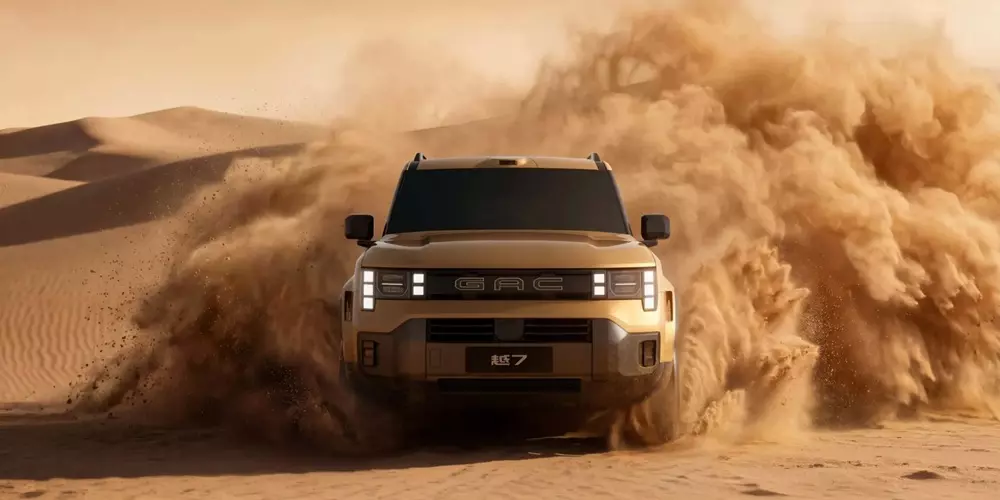Mẫu SUV mới của Trung Quốc muốn cạnh tranh trực diện với Land Rover Defender, cả về phân khúc lẫn thiết kế Mẫu SUV mới của Trung Quốc muốn cạnh tranh trực diện với Land Rover Defender, cả về phân khúc lẫn thiết kế