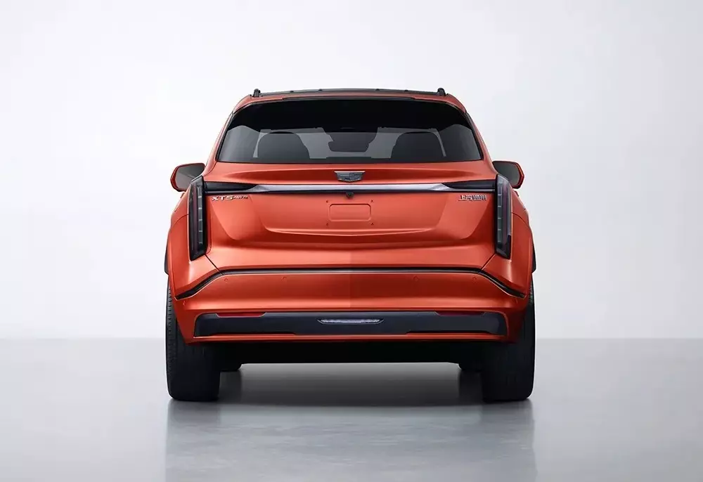 Khu vực phía sau của Cadillac XT5 2027 có thiết kế gọn gàng hơn Khu vực phía sau của Cadillac XT5 2027 có thiết kế gọn gàng hơn