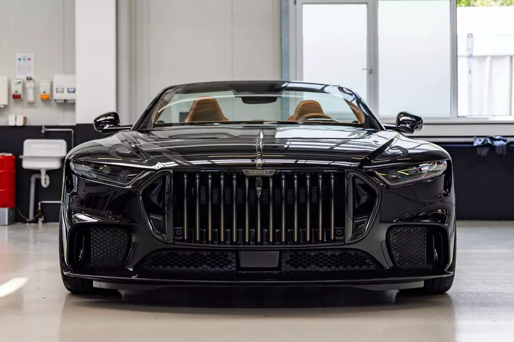 Bodo Cabriolet có giá cao hơn xe gốc Aston Martin Vanquish Bodo Cabriolet có giá cao hơn xe gốc Aston Martin Vanquish