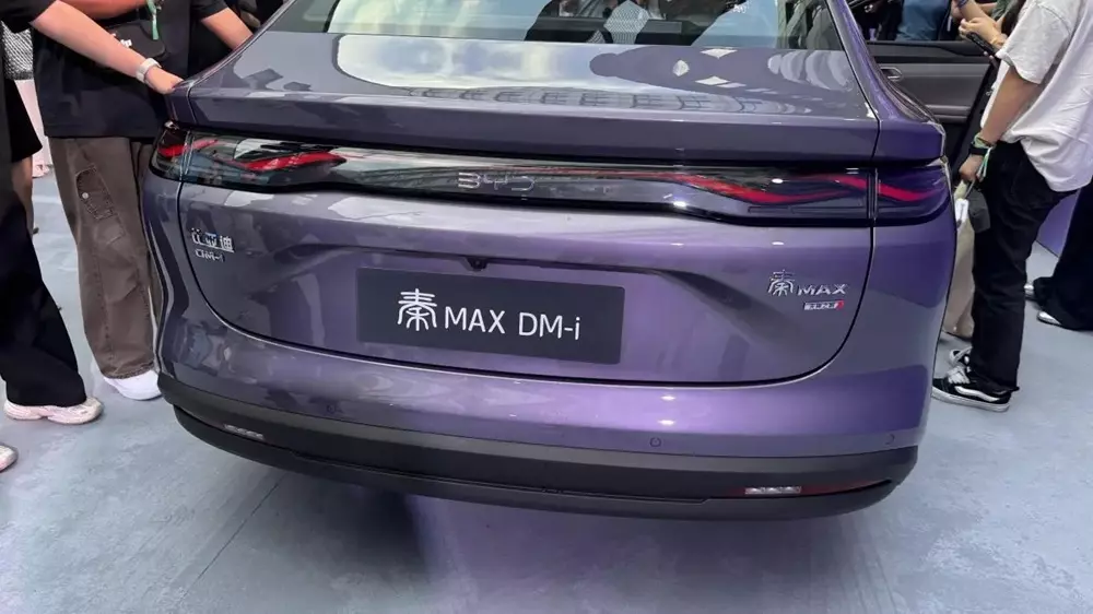 Đèn hậu của BYD Qin Max đã được làm mới