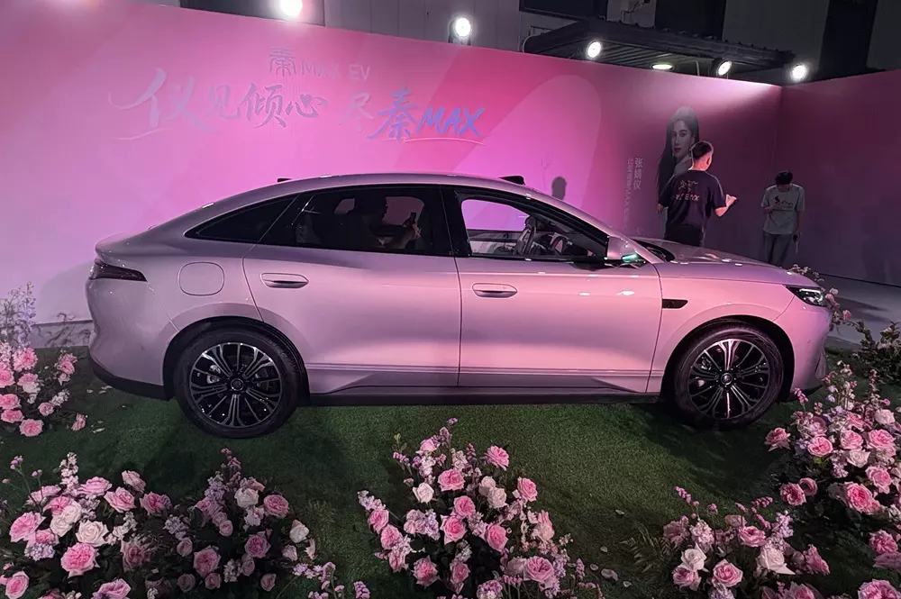 BYD Qin Max sẽ cạnh tranh với chính gà nhà Seal 06
