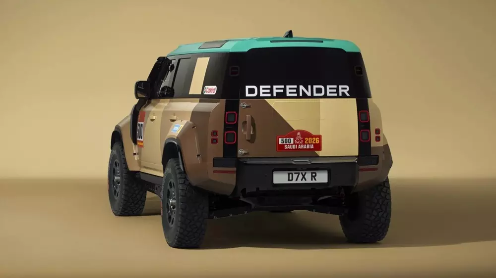 Land Rover Defender Dakar được trang bị động cơ V8 mạnh mẽ Land Rover Defender Dakar được trang bị động cơ V8 mạnh mẽ