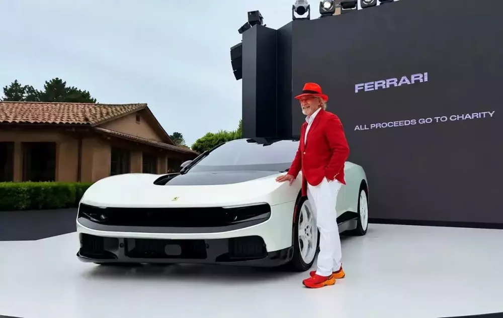 Bác sĩ nhãn khoa chi 40 triệu đô để mua chiếc xe điện Ferrari Luce có giá 640.000 USD bị chê xấu Bác sĩ nhãn khoa chi 40 triệu đô để mua chiếc xe điện Ferrari Luce có giá 640.000 USD bị chê xấu