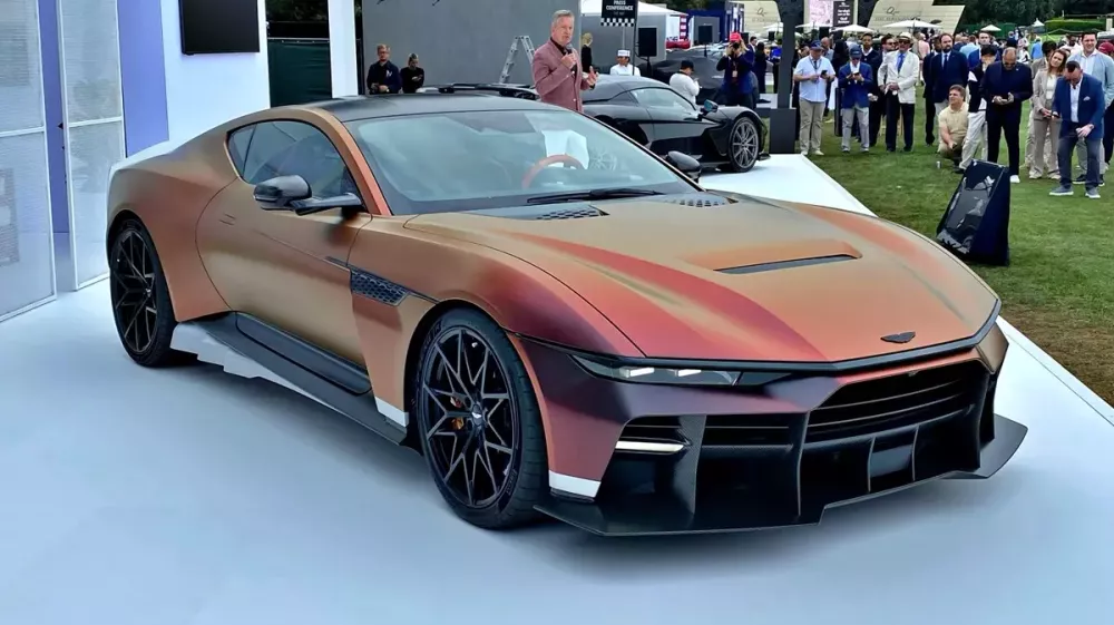 Aston Martin Valen trở thành xe thương mại dùng động cơ đặt trước mạnh nhất thế giới Aston Martin Valen trở thành xe thương mại dùng động cơ đặt trước mạnh nhất thế giới