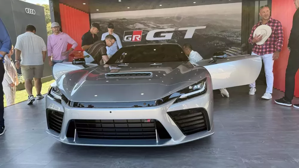 Toyota GR GT sở hữu thiết kế như xe đua