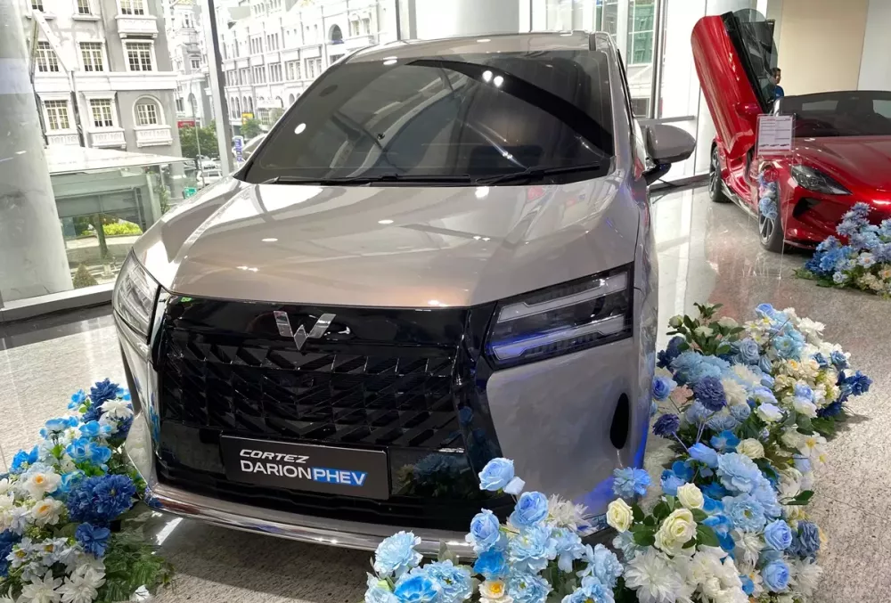 Đại lý Việt Nam nhận cọc cho MPV cỡ trung Wuling Darion mới. Đại lý Việt Nam nhận cọc cho MPV cỡ trung Wuling Darion mới.