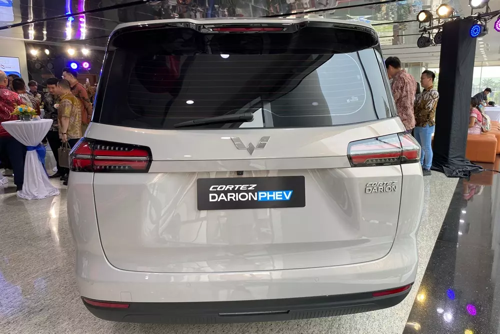 Wuling Darion nhìn từ phía sau Wuling Darion nhìn từ phía sau