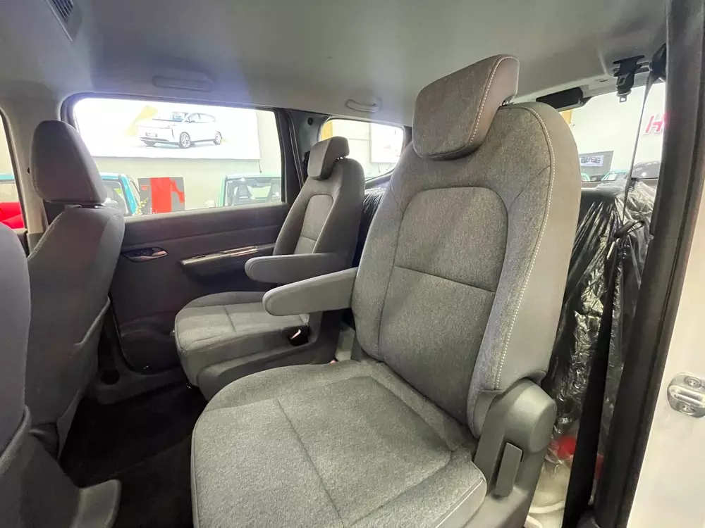 Hàng ghế giữa của Wuling Grango