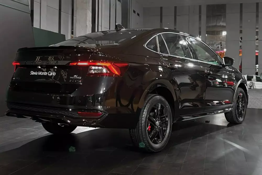 Skoda Slavia 2027 bản Monte Carlo có thiết kế thể thao hơn Skoda Slavia 2027 bản Monte Carlo có thiết kế thể thao hơn
