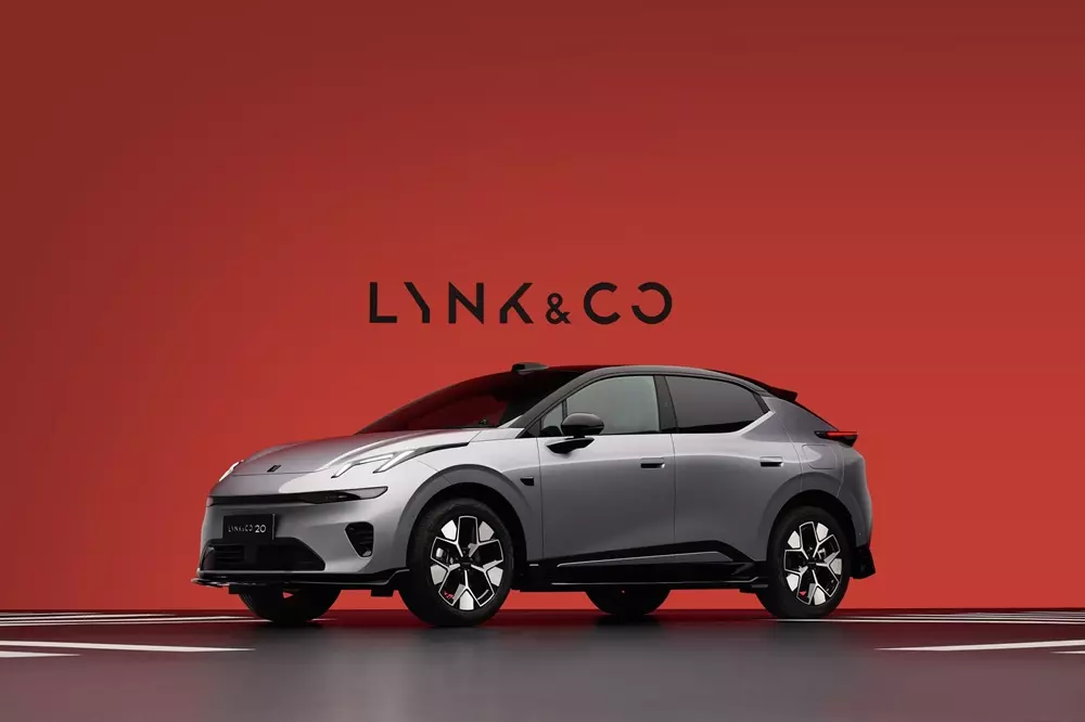 Lynk & Co 02 2027 được trang bị cụm đèn trước mới