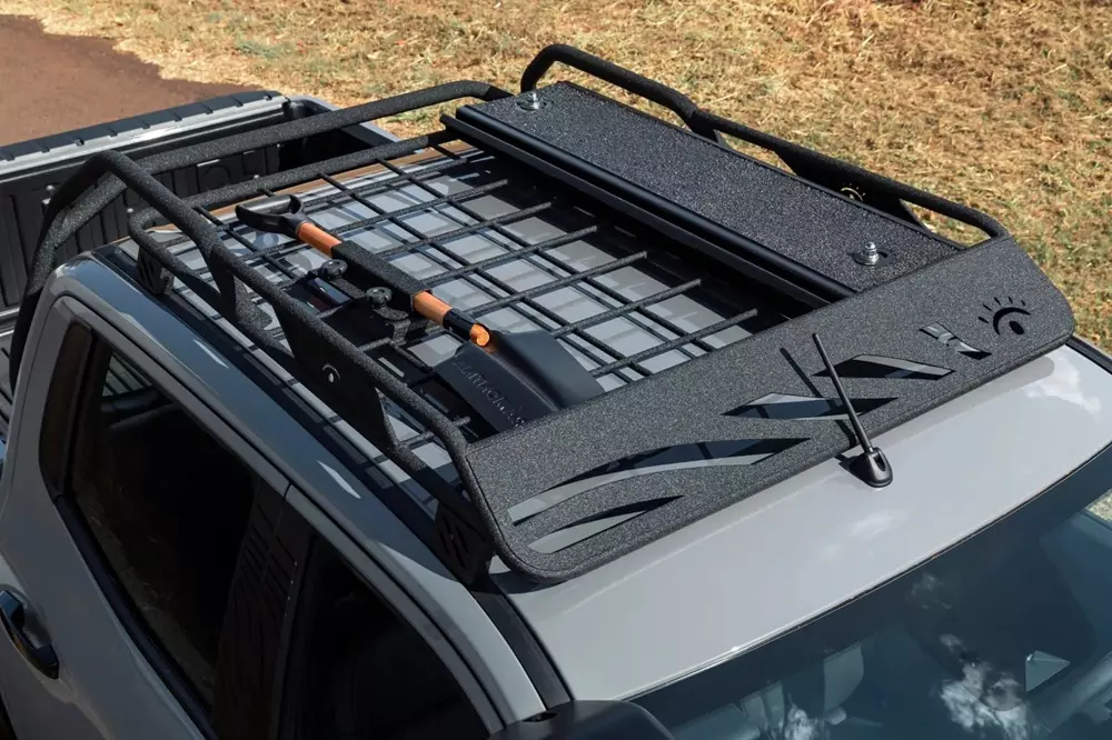 Mitsubishi Triton Savana Sertões sở hữu xẻng trên nóc Mitsubishi Triton Savana Sertões sở hữu xẻng trên nóc