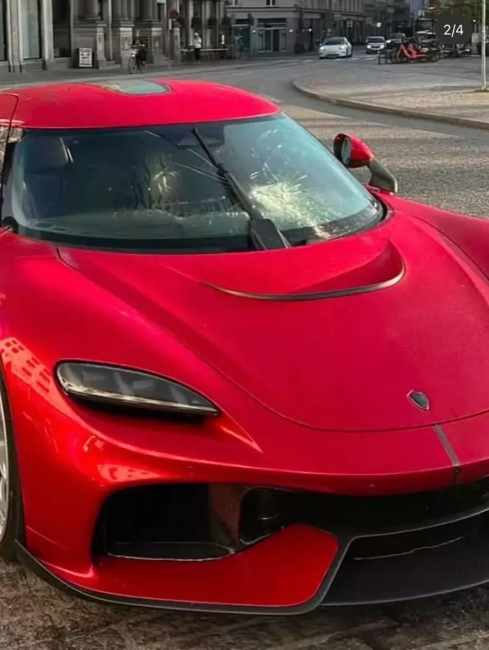 Chiếc Koenigsegg Gemera trị giá 3 triệu USD đầu tiên trên thế giới bị đập phá chỉ vài ngày sau khi bàn giao cho chủ nhân