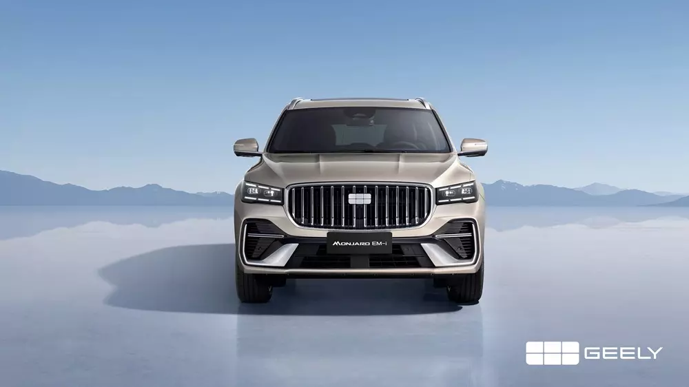 Geely Monjaro EM-i sở hữu thiết kế quen thuộc