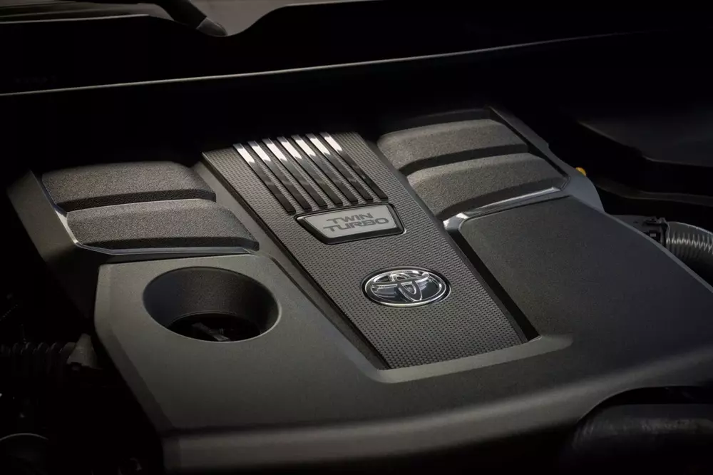 Toyota Land Cruiser 300 bỏ máy xăng V6 để chuyển sang động cơ mạnh nhất từ trước đến nay Toyota Land Cruiser 300 bỏ máy xăng V6 để chuyển sang động cơ mạnh nhất từ trước đến nay