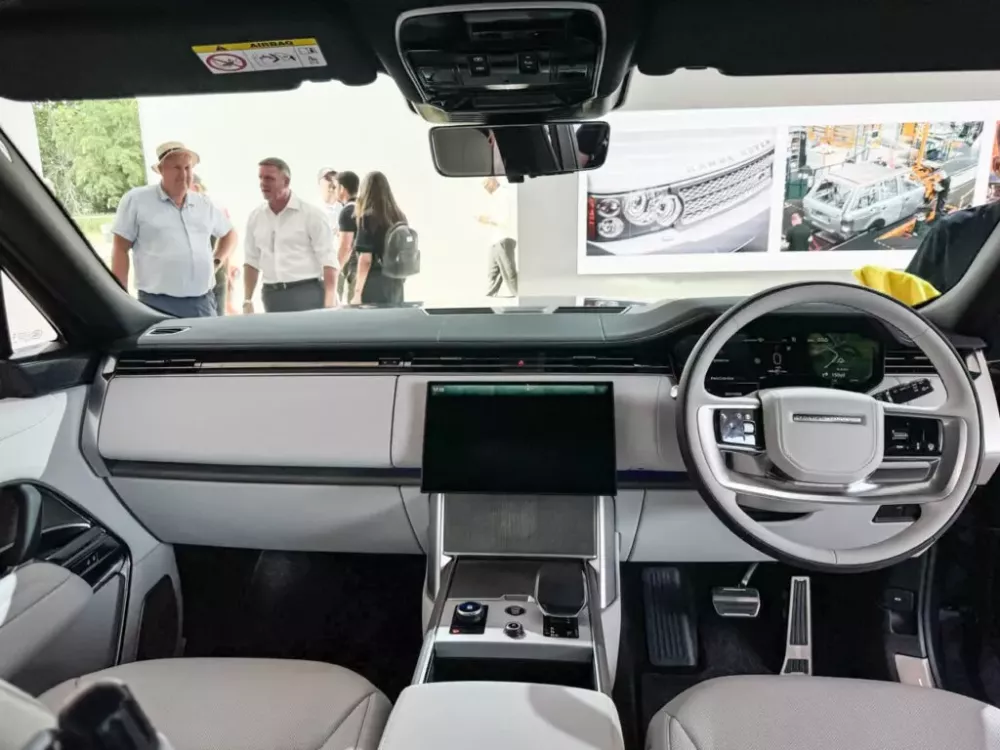 Khoang lái của Range Rover Electric Khoang lái của Range Rover Electric