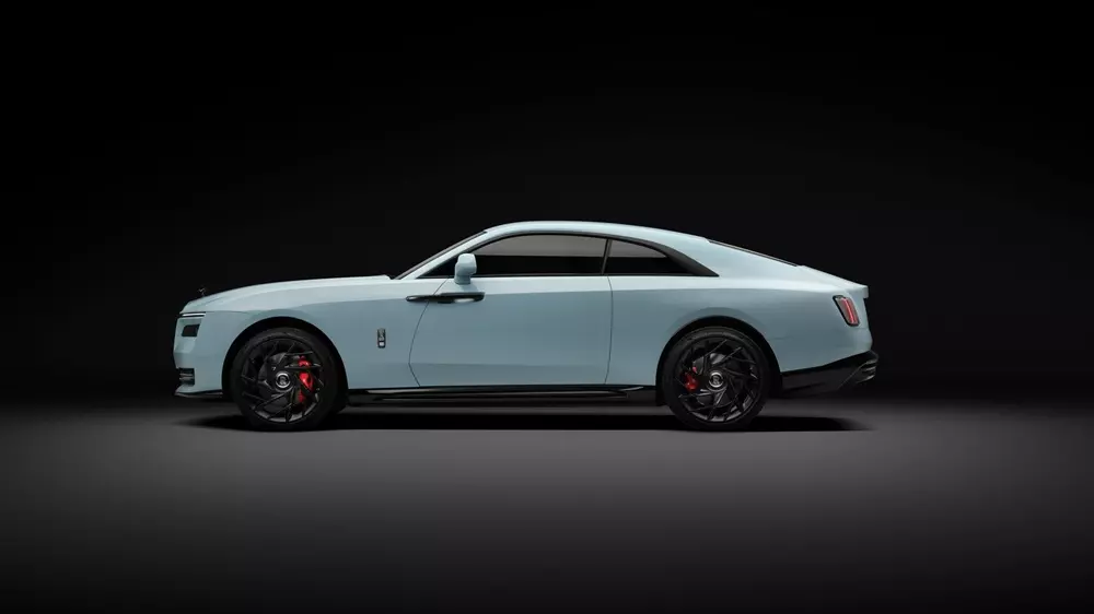 Rolls-Royce Black Badge Spectre Series II được trang bị các chi tiết ngoại thất màu nhám