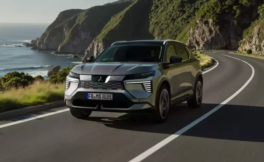 Mitsubishi Eclipse Cross EV thêm tùy chọn pin mới Mitsubishi Eclipse Cross EV thêm tùy chọn pin mới