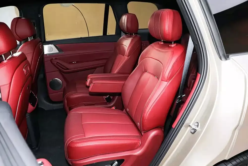 Hàng ghế thứ hai của BYD Denza N8L EV Hàng ghế thứ hai của BYD Denza N8L EV
