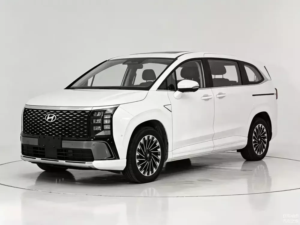 Hyundai Custin 2027 sở hữu phần đầu xe mới