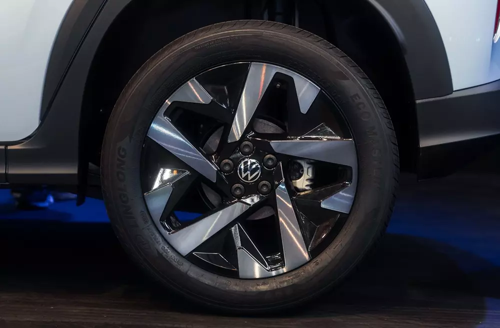 Bộ mâm hợp kim phay xước 2 màu của Volkswagen Tera Bộ mâm hợp kim phay xước 2 màu của Volkswagen Tera
