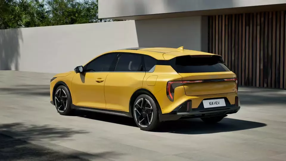 Kia K4 Hybrid tại châu Âu có 2 kiểu dáng là hatchback và wagon