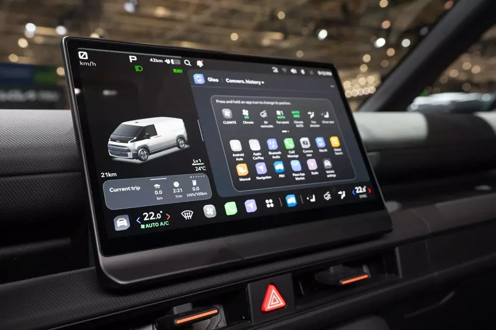 Kia PV7 sở hữu màn hình cảm ứng trung tâm cỡ lớn Kia PV7 sở hữu màn hình cảm ứng trung tâm cỡ lớn