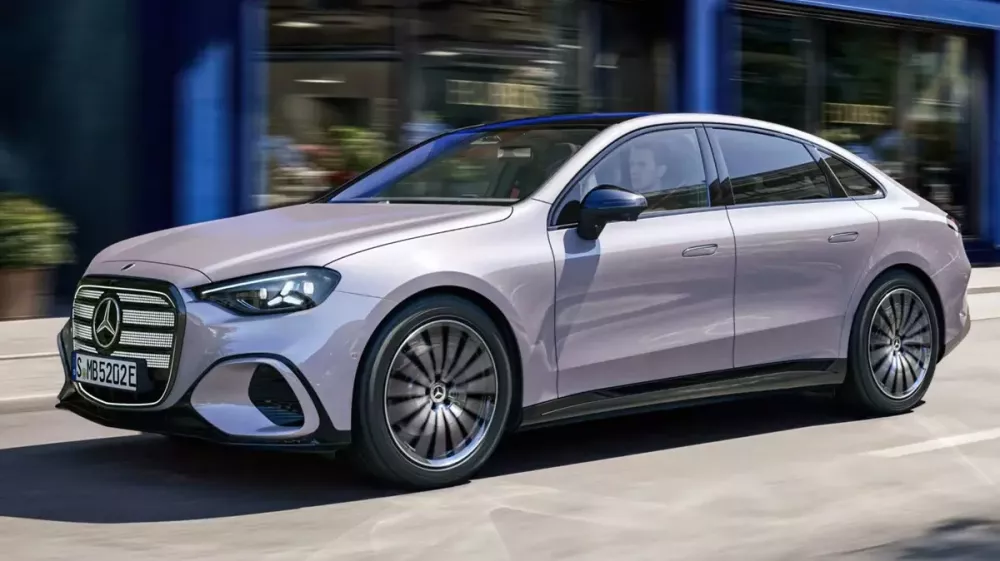 Mercedes-Benz C-Class Electric có thêm bản tiêu chuẩn mới