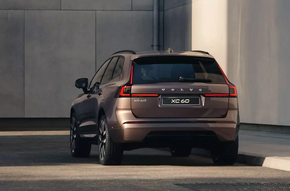 Những thay đổi ở phía sau của Volvo XC60 2027 khó nhận ra hơn Những thay đổi ở phía sau của Volvo XC60 2027 khó nhận ra hơn
