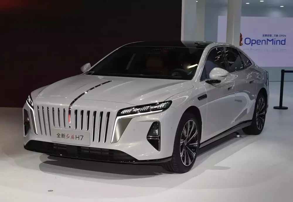 Hongqi H7 thế hệ mới chính thức trình làng Hongqi H7 thế hệ mới chính thức trình làng