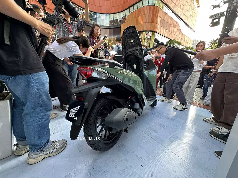 Honda Sh mode 2027 được trang bị động cơ Euro 4 Honda Sh mode 2027 được trang bị động cơ Euro 4