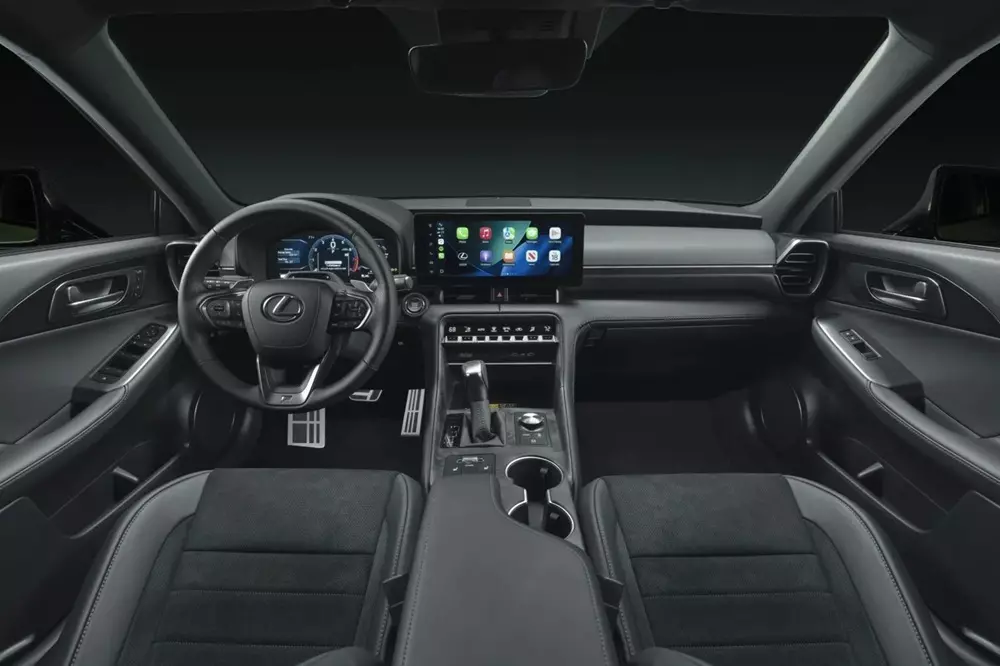 Khoang lái của Lexus IS 2027 với gói Special Appearance Package Khoang lái của Lexus IS 2027 với gói Special Appearance Package