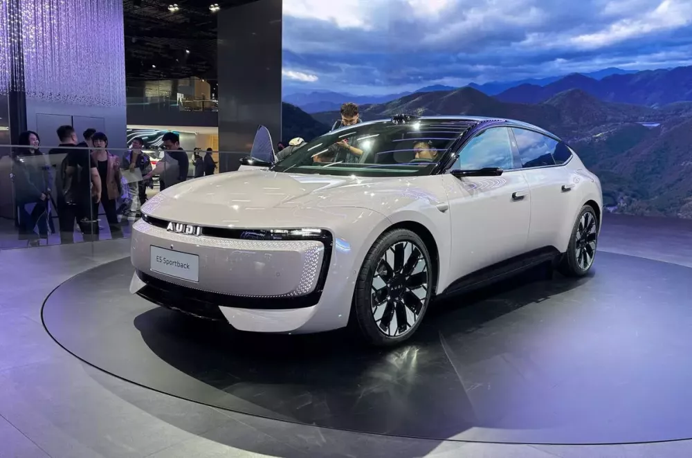 Audi phải dùng đến luật pháp để chặn xe của thương hiệu gà nhà AUDI vào thị trường nội địa Audi phải dùng đến luật pháp để chặn xe của thương hiệu gà nhà AUDI vào thị trường nội địa