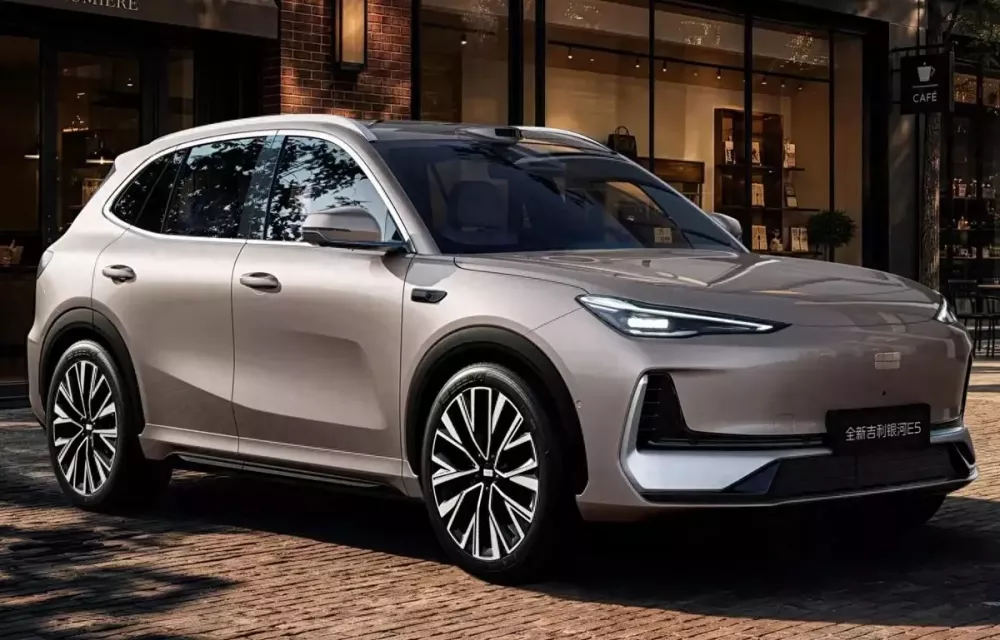 Geely EX5 mới chính thức lộ diện trước khi ra mắt vào ngày mai