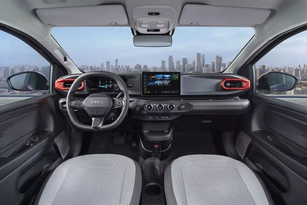 Khoang lái của Nissan Pixo Khoang lái của Nissan Pixo